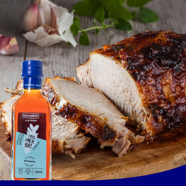 Lomo de Cerdo Glaseado con Condimento balsámico Blanco finas hierbas Traverso