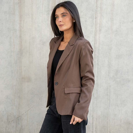 Blazer Bitia - vista alternativa