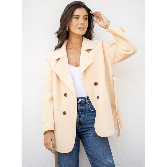 Abrigo Albana - Albana Crudo AYMA19759 (1).png