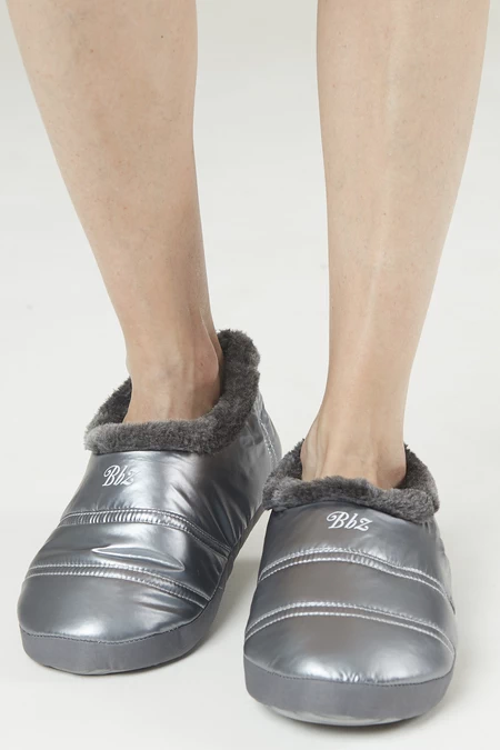 Zapatilla Puffy Gris