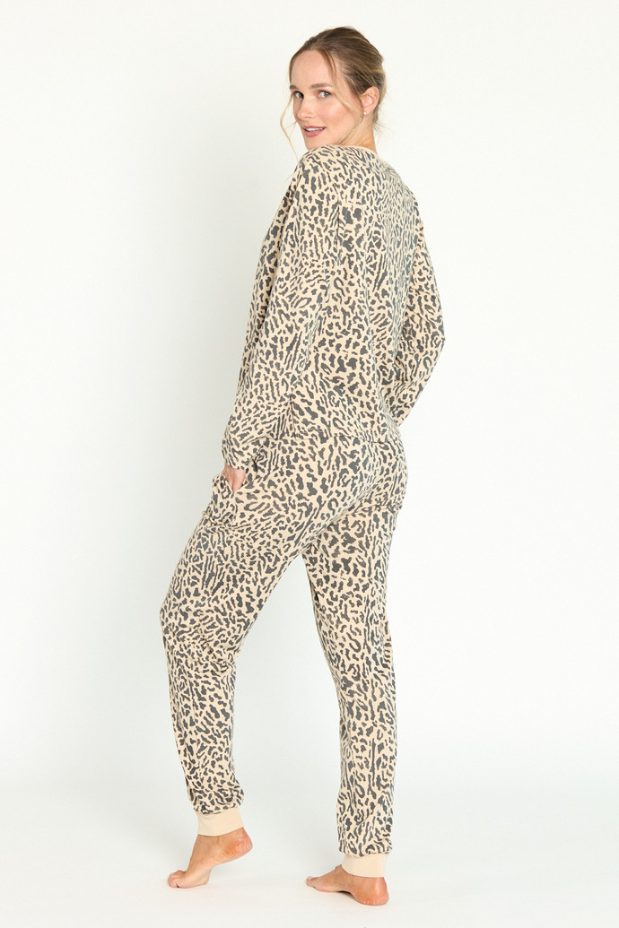 Pijama Delfi Beige Estampado - Pijama Delfi Beige Estampado (5).jpg
