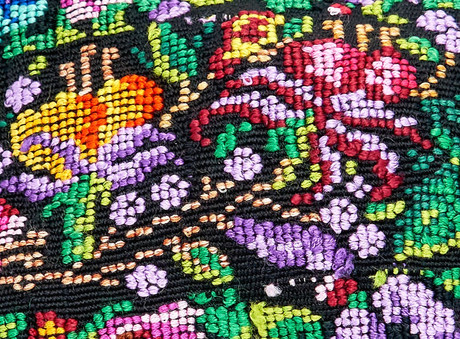 Clutch o sobre grande en textil guatemalteco 