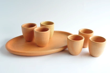 Set de bandeja y 6 vasos aperitivo