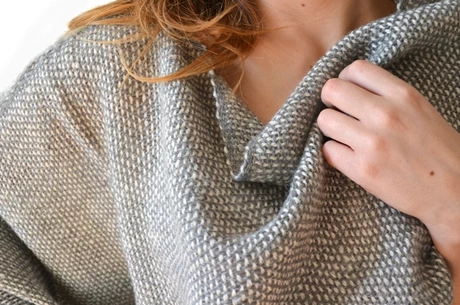 ¡Últimos chales de alpaca con grandes descuentos!