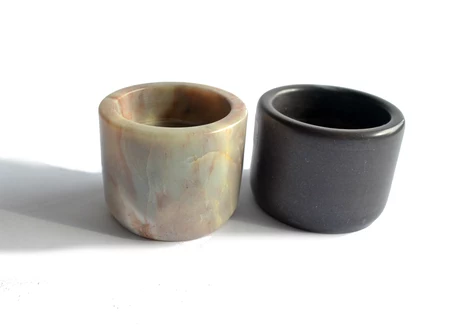 Set salero y pimentero en piedra y ónix