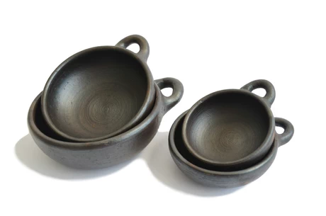 4 Cuenquitos con asa cerámica negra