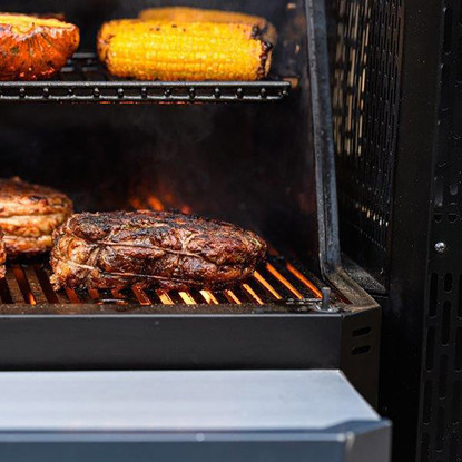 Gravity Series 800 Digital Charcoal Griddle + BBQ + Smoker