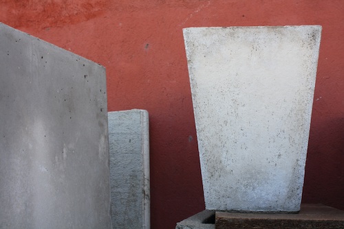 Macetero de concreto cuadrado cónico de 60 x 60