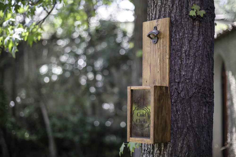 Destapador de cerveza de pallet - vista alternativa