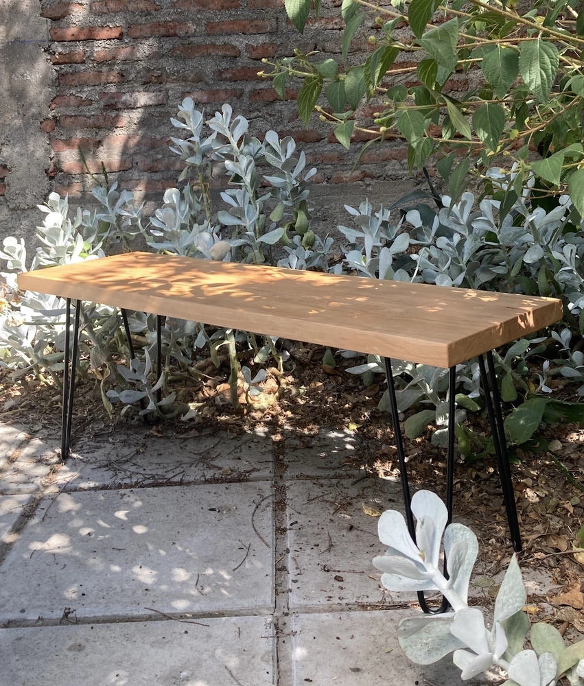Banca de lenga con base de fierro de 120x35 cm
