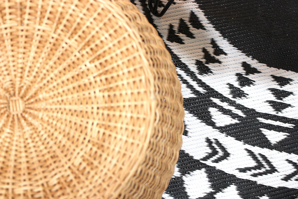 Puf de mimbre modelo Tagua