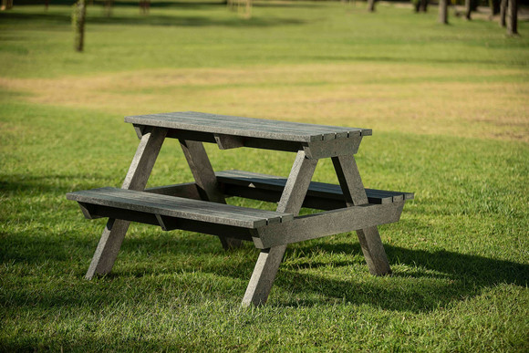 Mesa de picnic de ecotabla para 4 personas
