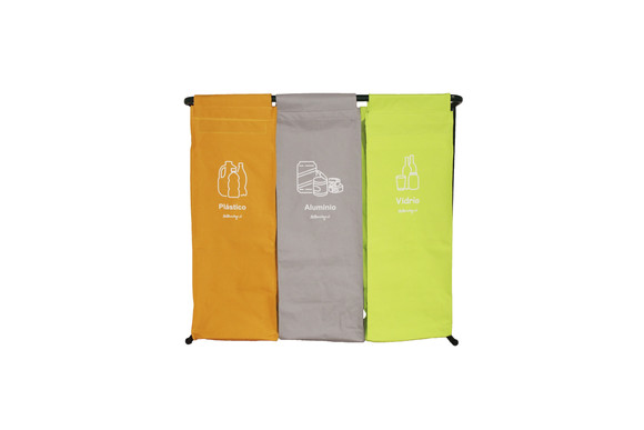 Set de contenedores para el reciclaje