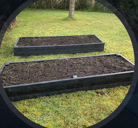 Jardinera o cajón para huerto de ecotabla