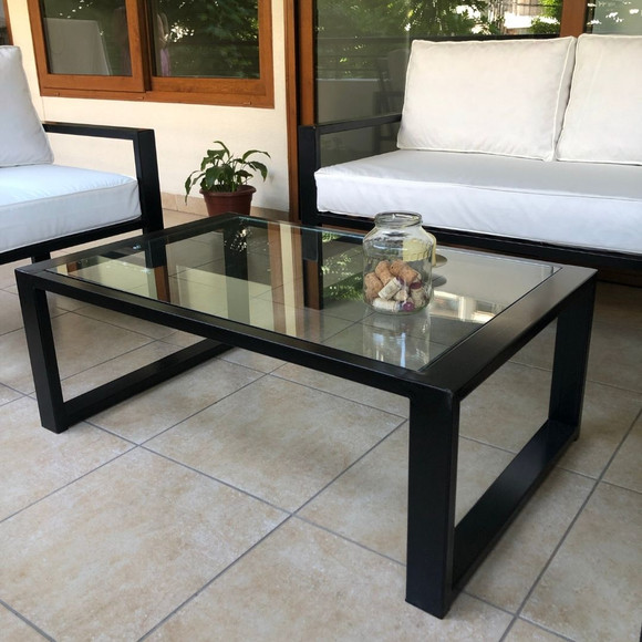 Mesa de centro de fierro de perfil rectangular con cubierta de vidrio (patas corchete)
