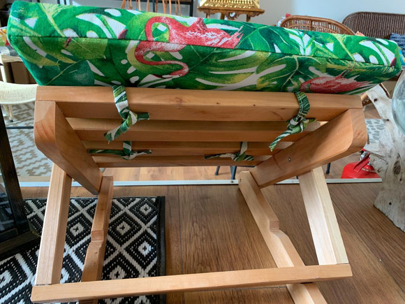 Reposera transportable de madera de raulí para la playa