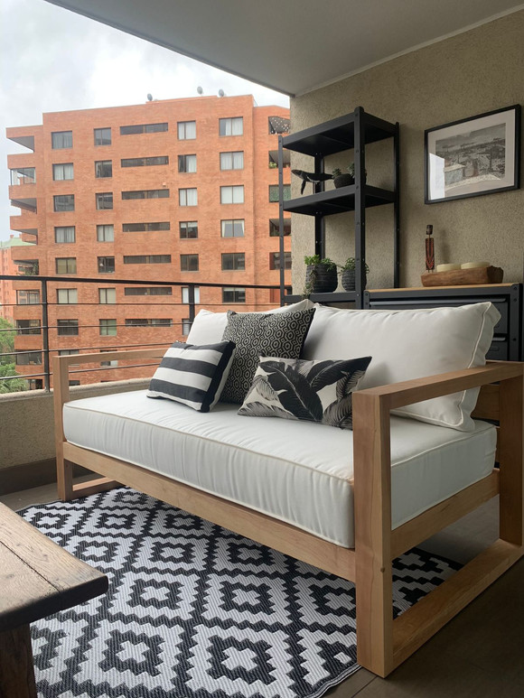 Sillón de lenga modelo corchete de 160 x 80 cm