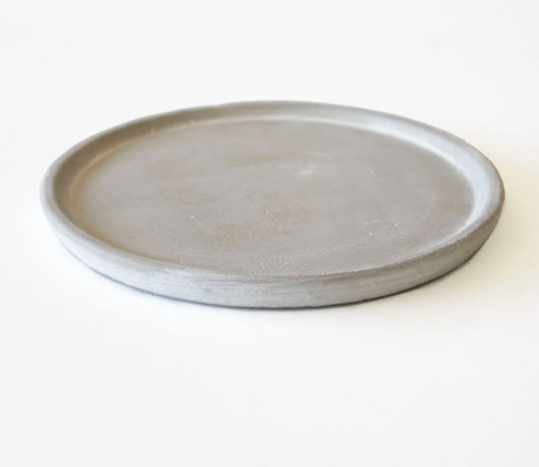 Plato de cemento para maceteros