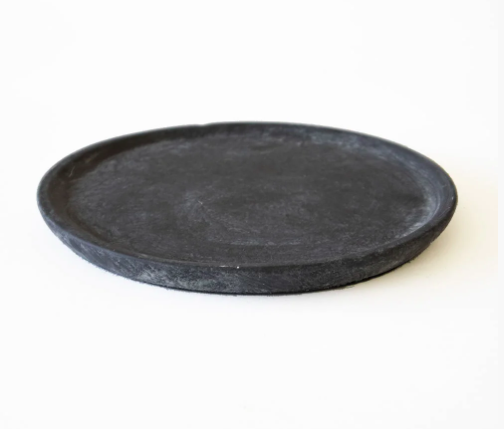 Plato de cemento para maceteros - plato de cemento para maceteros de color negro gastado.png