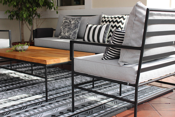 Juego de terraza de fierro de perfil circular  - respaldo de sillon individual de fierro de perfil circular.jpg