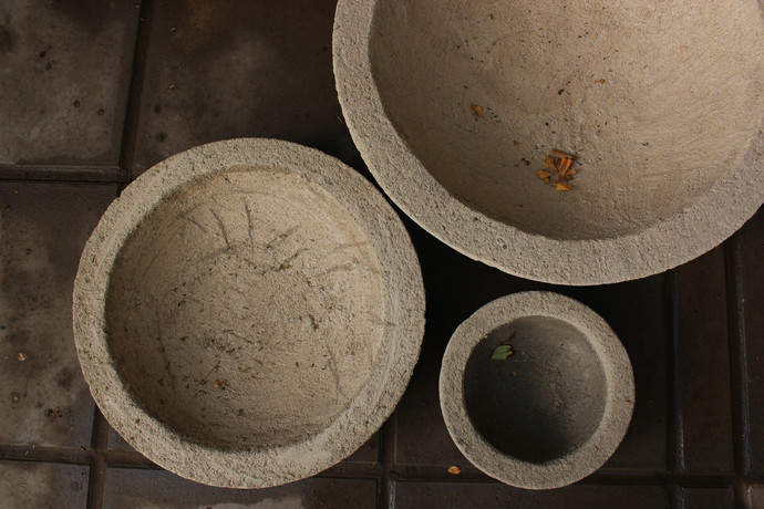 Macetero de concreto media bola de 40  - maceteros de hormigón.jpg