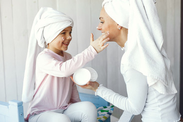 PRODUCTOS NATURALES PARA EL CUIDADO DE LA PIEL DE NIÑOS Y NIÑAS