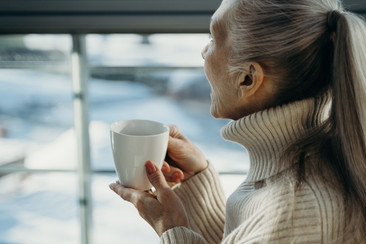 ADULTOS MAYORES: ¿CÓMO PREVENIR CONTAGIO DE GRIPE INVERNAL?