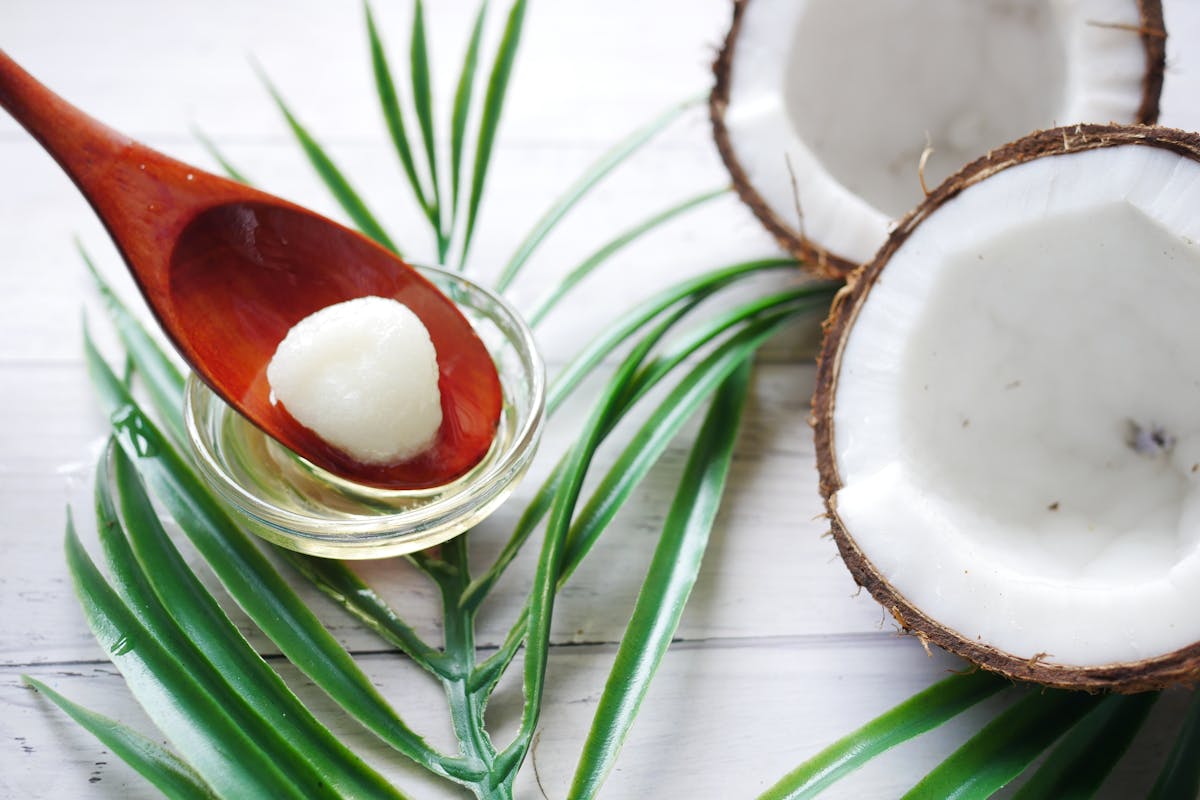 MÚLTIPLES USOS DEL ACEITE DE COCO: ¿SABES CÓMO APROVECHARLO?