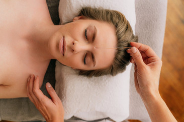 ¿QUÉ ES LA NATUROPATÍA Y CÓMO PUEDE MEJORAR TU SALUD?