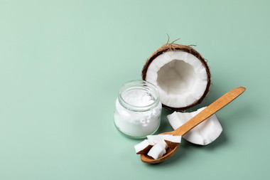 ESTOS SON LOS 5 BENEFICIOS DEL ACEITE DE COCO PARA TU SALUD
