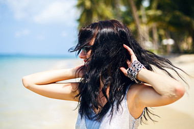 CUIDADO DEL CABELLO EN VERANO: RUTINAS QUE DEBES CONOCER