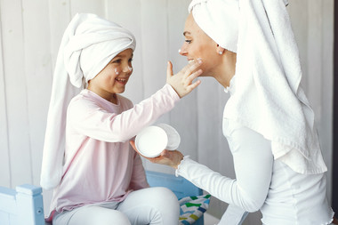 PRODUCTOS NATURALES PARA EL CUIDADO DE LA PIEL DE NIÑOS Y NIÑAS
