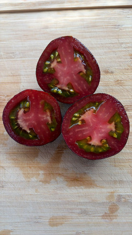 TOMATE PELUDO