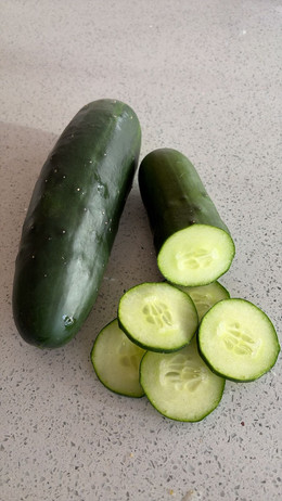 PEPINO DE ENSALADA