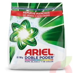Detergente en Polvo Ariel 700Gr