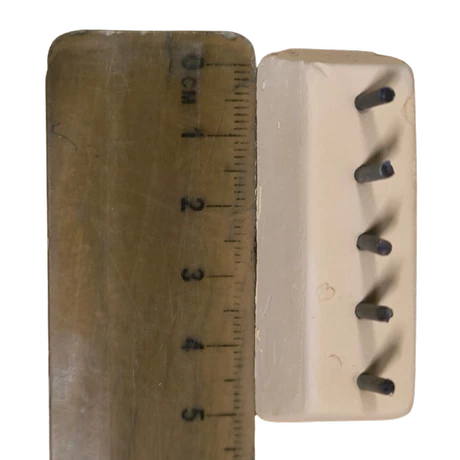 PINCHO PARA ESMALTAR 33. MM ENTRE CLAVOS S1-5
