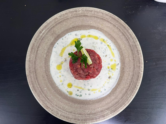 Crudo de Filete con Salsa Griega - crudo salsa griega.jpeg