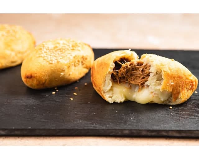 Papas Rellenas de Mechada