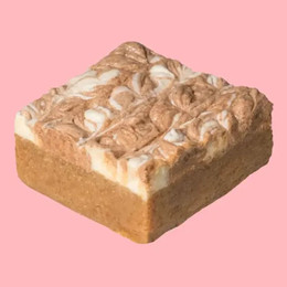 Cinnamon Blondie