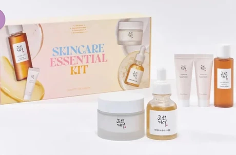 Skincare Essential Kit (5 minis) - vista alternativa
