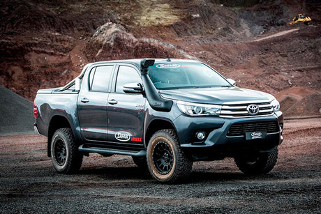 Barra antivuelco New K1 negra Toyota Hilux 2005-2015