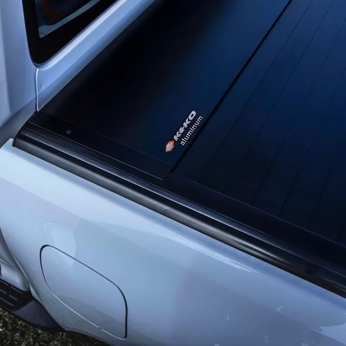 Capota rígida retráctil manual Nissan NP300 2016 - 2019 - Amarok_generica_02.webp
