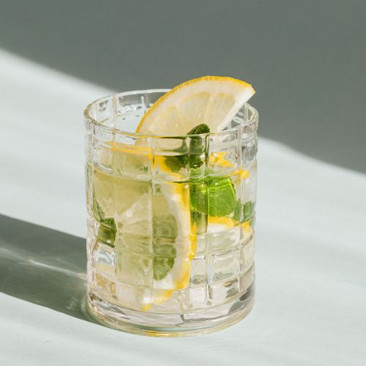 GIN TONIC