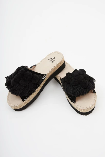Sandalia PomPon Negro
