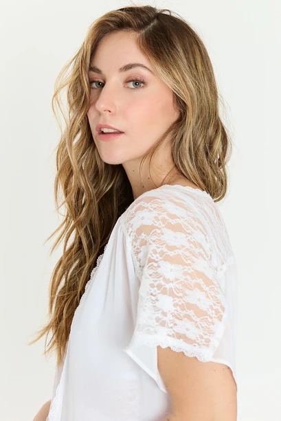Bata Ada Blanco