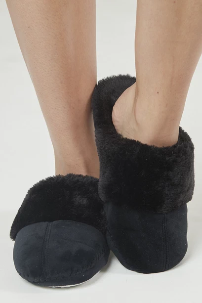 Zapatilla Gamuza Negro