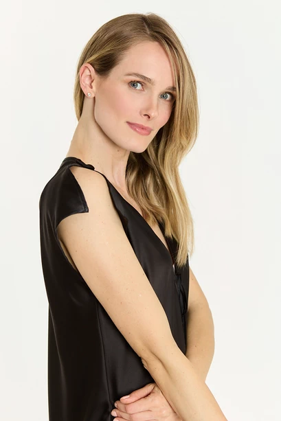 Camisola Sesgo Negro