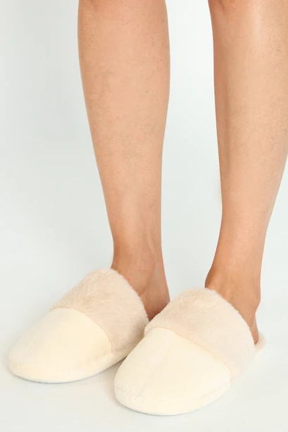 Zapatilla Gamuza Taupe Claro
