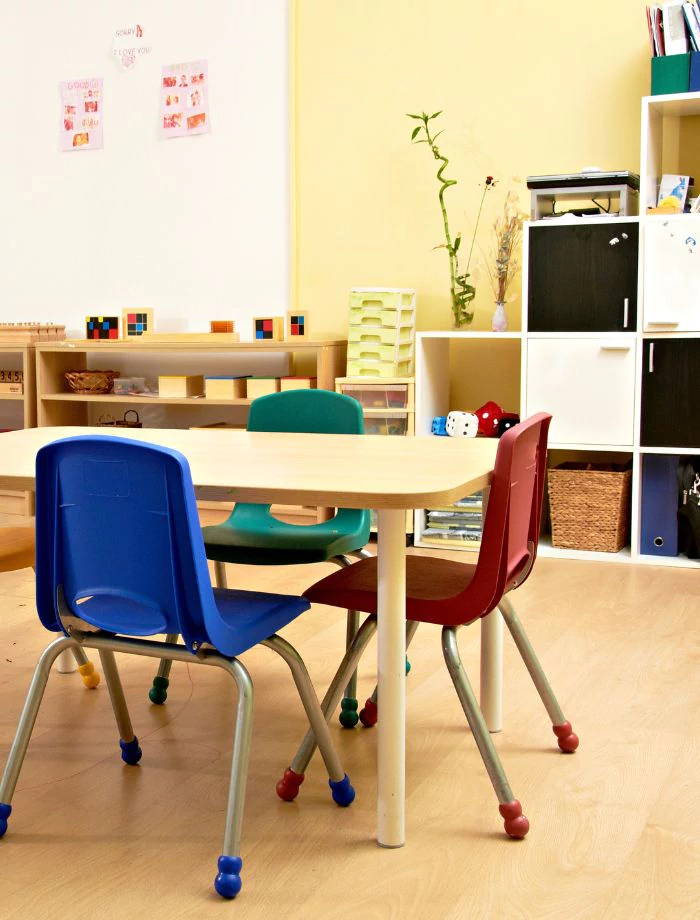 Mobiliario Escolar, 