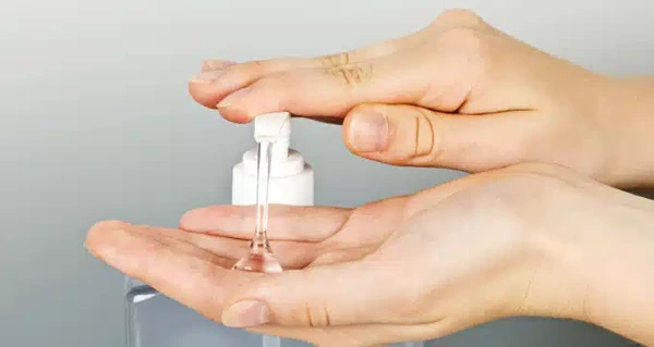 Importancia de implementar dispensadores de higiene